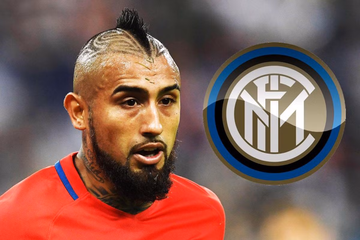Ancelotti đập tan tham vọng của Inter Milan. HLV Carlo Ancelotti cho biết ông đã gửi thông điệp tới HLV Spaletti rằng Inter Milan nên từ bỏ ý định chiêu mộ Arturo Vidal. Carletto khẳng định đây là cầu thủ không thể bán của Bayern Munich. Ảnh: Goal