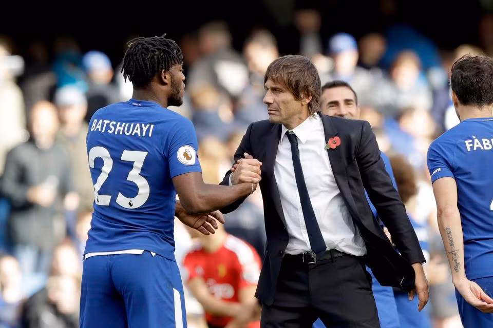 Tin chuyển nhượng bóng đá từ Chelsea, Conte xác nhận sẽ "phế" David Luiz và Batshuayi, tuyển 3 người mới ngay mùa đông này. Ảnh: Chelsea FC