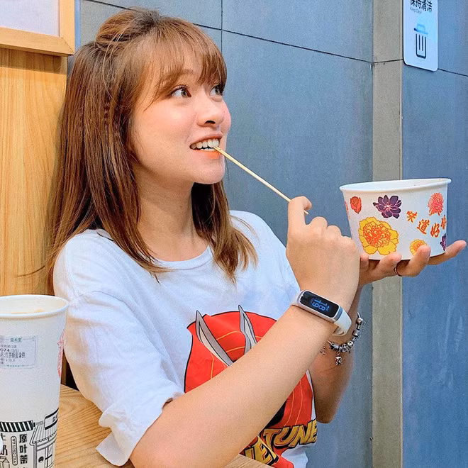 Theo nhiều người nhận xét, đã đến lúc, Mai Anh nên thay đổi sang phong cách trưởng thành, đẳng cấp hơn.