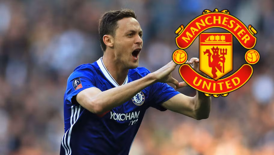 Matic "nổi loạn" để đến M.U: Theo thông tin chuyển nhượng cầu thủ từ báo chí Anh, Nemanja Matic đang làm tất cả để có thể tái ngộ thầy cũ Jose Mourinho tại Manchester United, đặc biệt trong bối cảnh Chelsea sắp công bố bản hợp đồng Tiemoue Bakayoko. Ảnh: Mirror