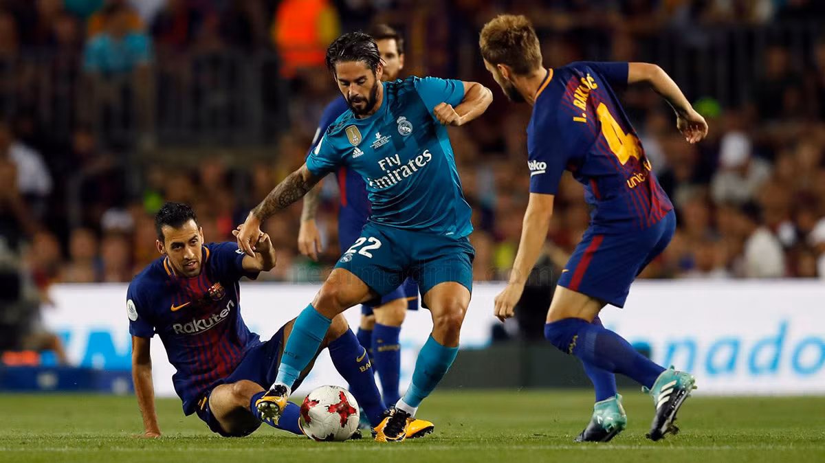 Để hướng đến những dự án thể thao lâu dài, Barca đã trở lại lôi kéo Isco - cầu thủ mà họ từng thất bại trong việc chiêu mộ nhiều năm trước. Ảnh: Marca