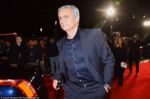 Ngoài ông thầy “khó ưa” Alex Ferguson, buổi ra mắt phim còn có sự tham gia của HLV Chelsea Jose Mourinho, người thầy của Cris Ronaldo tại Real Madrid.