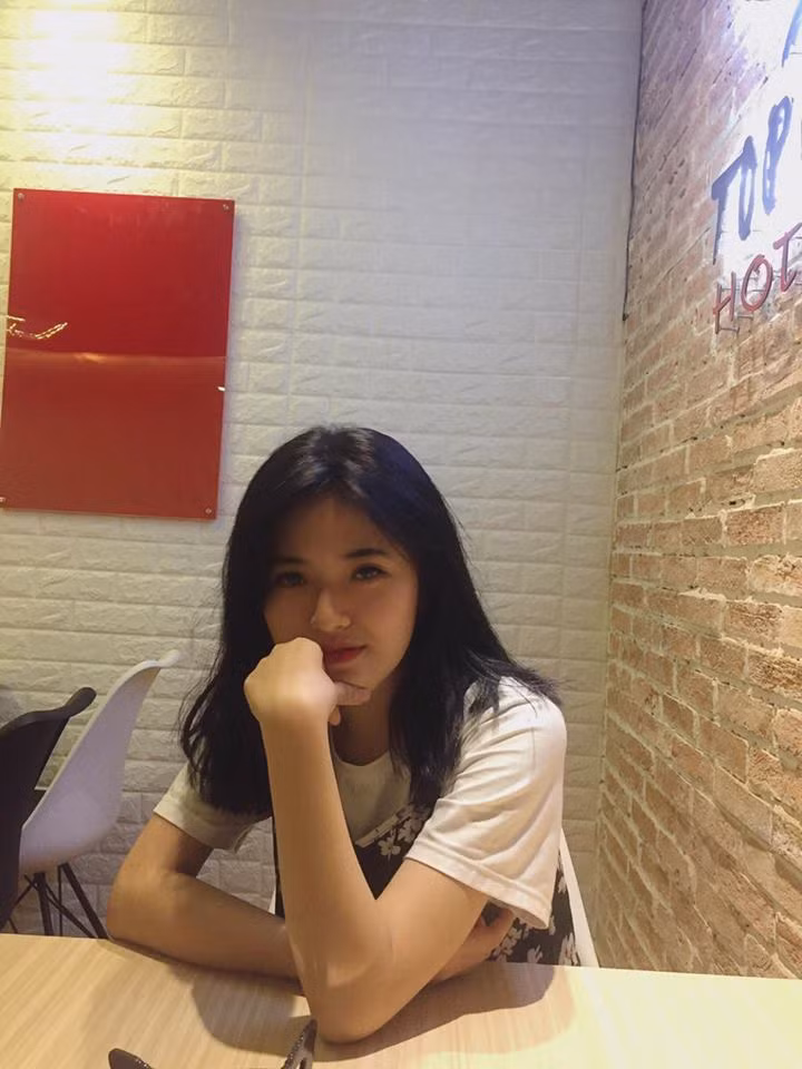 Kết thúc năm học đầu tiên, Thanh Mỹ là Đội phó Đội văn nghệ trường NEU, thành viên CLB Âm nhạc MEC. Cô bạn còn từng lọt vào top 25 cuộc thi "Sinh viên thanh lịch 2017" do trường tổ chức.