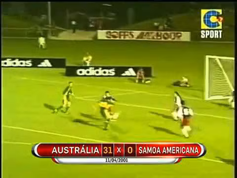 Ở trận đấu với American Samoa (vòng loại World Cup 2002), Australia cũng làm được điều tương tự như những gì Paide Linnameeskond vừa làm trước Raudteetoolised, đó là buộc thủ môn đối phương phải vào lưới nhặt bóng 31 lần. Đây là trận đấu mà tiền đạo Archie Thompson đã ghi được tới 13 bàn.
