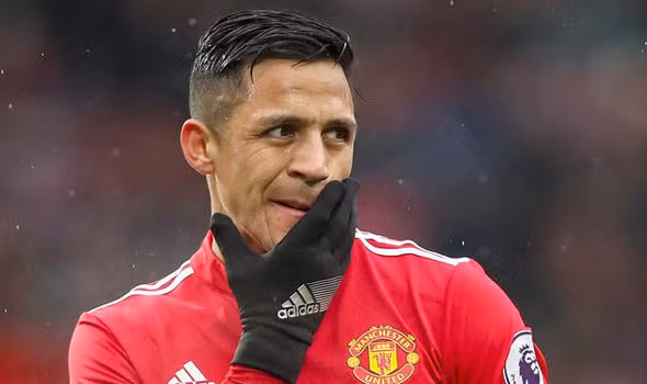 Sanchez đang có sự khởi đầu khá tốt trong màu áo mới Quỷ đỏ và ngay sau đó ngỏ ý muốn thi đấu lệch trái như vị trí của Martial. Ảnh: Goal