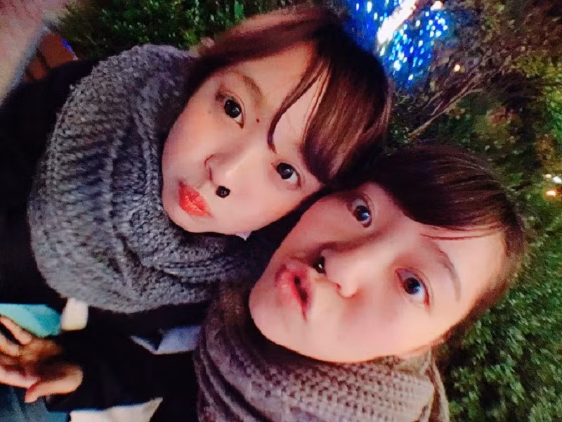 Những ngày gần đây, giới trẻ Nhật Bản tạo nên thử thách selfie nhét trân châu vào mũi. Được biết, thử thách này có tên "mũi trân châu" hay Boba Nostrils Challenge.