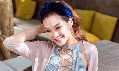 A hau Diem Trang khoe tin vui sinh con gai dau long-Hinh-2