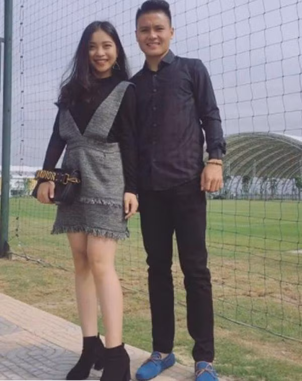 Những dấu mốc quan trọng trong sự nghiệp của chàng cầu thủ đều gắn liền với Nhật Lệ như việc được gọi lên ĐTQG, tham dự World Cup U20 thế giới hay mới đây nhất là trận chung kết U23 châu Á.