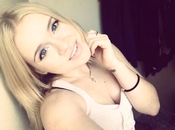 Năm nay 21 tuổi, Katerina luôn giữ được vẻ trẻ trung. Ảnh: FBNV.