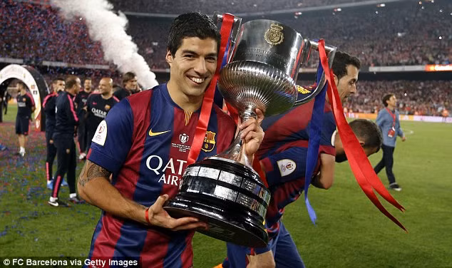 Đồng đội của siêu sao Lionel Messi tại CLB Barca là Luis Suarez đã có một năm thi đấu không tồi khi cùng với đội bóng xứ Catalan giành chức vô địch La Liga.