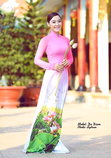 Dien vien mua 9X Dong Thap khoe sac ben hoa sen