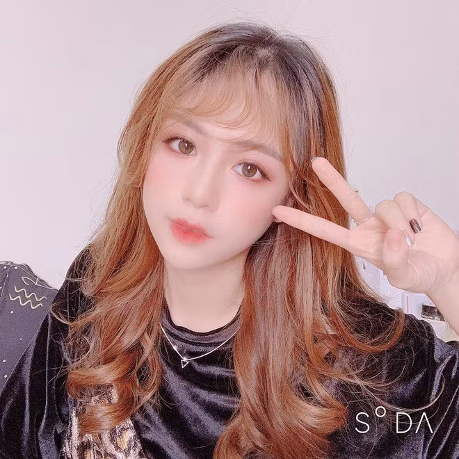 Với công việc mẫu ảnh, nhận PR sản phẩm hiện tại, Phương Anh cũng hết sức trân trọng và luôn cố gắng làm việc thật tốt. Cô bạn tiết lộ, thu nhập của mình luôn ổn định ở mức từ 50-70 triệu/tháng.