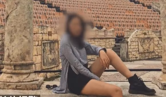 Goi taxi vao dem muon, co gai xinh dep bi giet chet roi vut xac xuong song