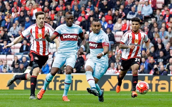 Dù là một tiền vệ chạy cánh nhưng Dimitri Payet cũng sở hữu tới 29,4% tỷ lệ dứt điểm thành bàn. Chính màn thể hiện xuất sắc của Payet giúp một đội bóng tầm trung như West Ham làm khó cho các đội bóng lớn tại Premier League 2015/2016.