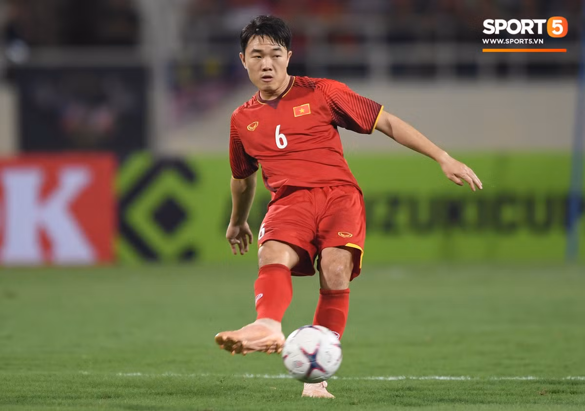 Cụ thể, theo thống kê của Fox Sports Asia, Xuân Trường đã tung ra 169 đường chuyền, trong đó có 142 đường chuyền tới đúng vị trí của đồng đội tại vòng bảng AFF Suzuki Cup 2018. Đạt tỷ lệ chính xác 84%. Đáng chú ý, 100% đường chuyền dài của Trường đều trúng chân đồng đội.