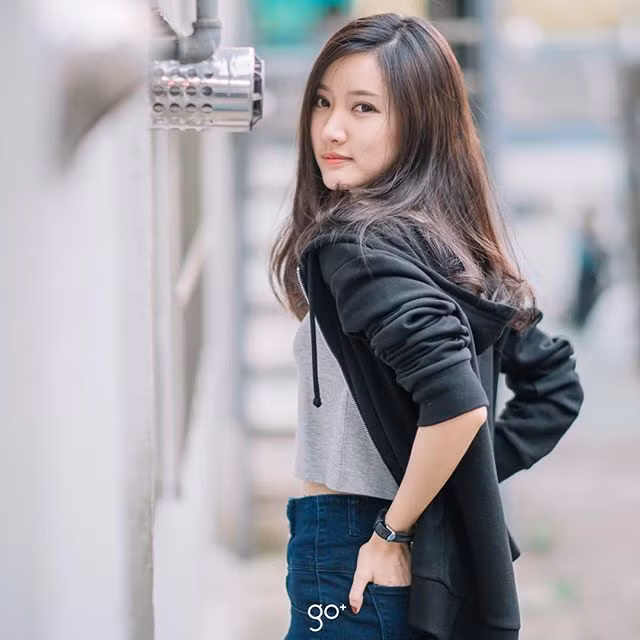 Cũng chính bởi được nhiều người quan tâm cũng trở thành động lực để Panda Fonnapha chăm chút hình ảnh của bản thân và cho ra đời những bức ảnh nghệ thuật khiến chị em phải ghen tị còn các anh em phải "dừng hình".