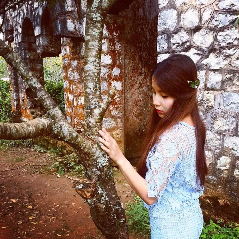 Tuy đã bị bỏ hoang suốt nửa thế kỷ qua nhưng lối kiến trúc của Pháp rất độc đáo ở công trình này cùng với lớp bụi của thời gian càng khiến nơi này trở nên huyễn hoặc và hấp dẫn với nhiều người.