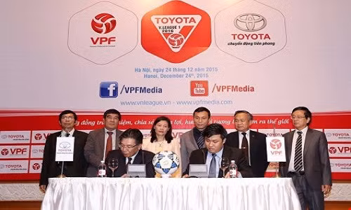 VPF thue cong ty nuoc ngoai phong chong tieu cuc V.League