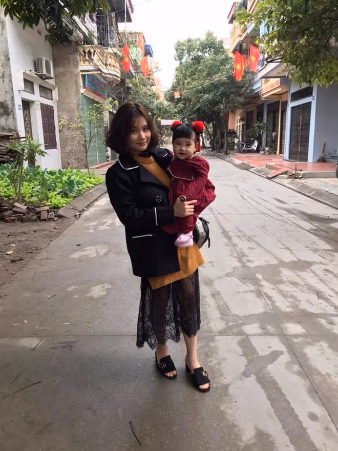 Mới đây, tại một nhóm dành cho chị em phụ nữ trên Facebook, một thành viên đã chia sẻ ảnh do chồng mình chụp kèm với một dòng trạng thái đầy ngán ngẩm đã thu hút được sự quan tâm của đông đảo các chị em.
