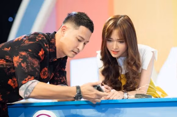 Diep Bao Ngoc noi ve cach vuot qua cu soc that tinh
