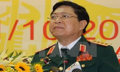 Bo truong Quoc phong Ngo Xuan Lich tham chinh thuc Lien bang Nga