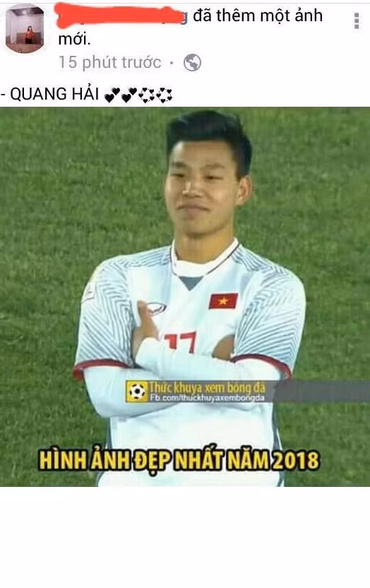 Lấy hình Văn Thanh nhưng đăng tên Quang Hải là điều mà rất nhiều chị em phụ nữ ít am hiểu về bóng đá đã làm, khiến dân mạng bò lăn ra cười.