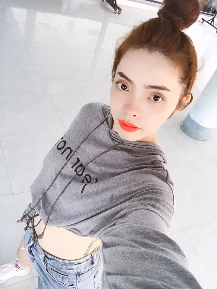 Được mọi người chú ý đến bởi những bài nhảy độc đáo, ấn tượng, Xô Tít chia sẻ rằng nhảy là đam mê, là công việc mà cô nàng luôn nỗ lực để theo đuổi.
