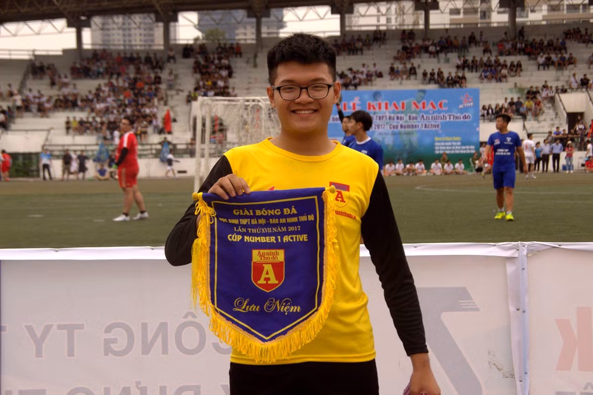 THPT Ly Thuong Kiet dat chi tieu vo dich giai bong da THPT Ha Noi-Hinh-3