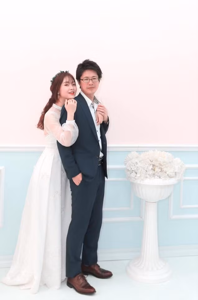 Tổng chi phí hoàn thiện chiếc váy cưới của Thành Trúc khoảng 5 triệu đồng.