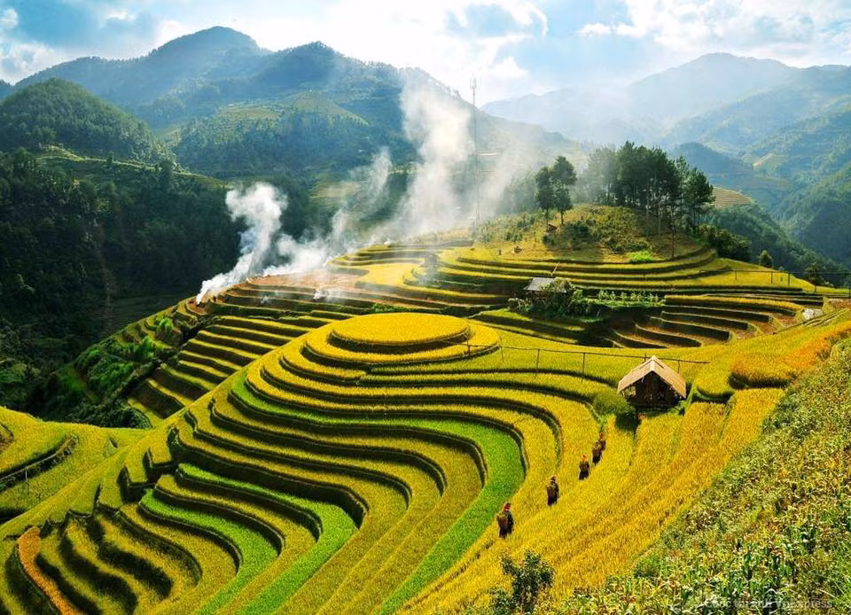 Dự kiến, Festival dù lượn “Bay trên mùa vàng” sẽ được tổ chức từ ngày 17/9 đến 19/9/2016. Ảnh sử dụng trong bài: FB Yên Bái toàn cảnh.