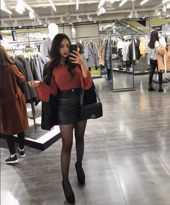 Hiện tại Yu Han có 245.000 người theo dõi trên trang cá nhân Instagram và đa phần trong đó là cánh mày râu bị cô hút hồn bởi vòng 1 siêu khủng. Ảnh sử dụng trong bài: Instagram nhân vật.