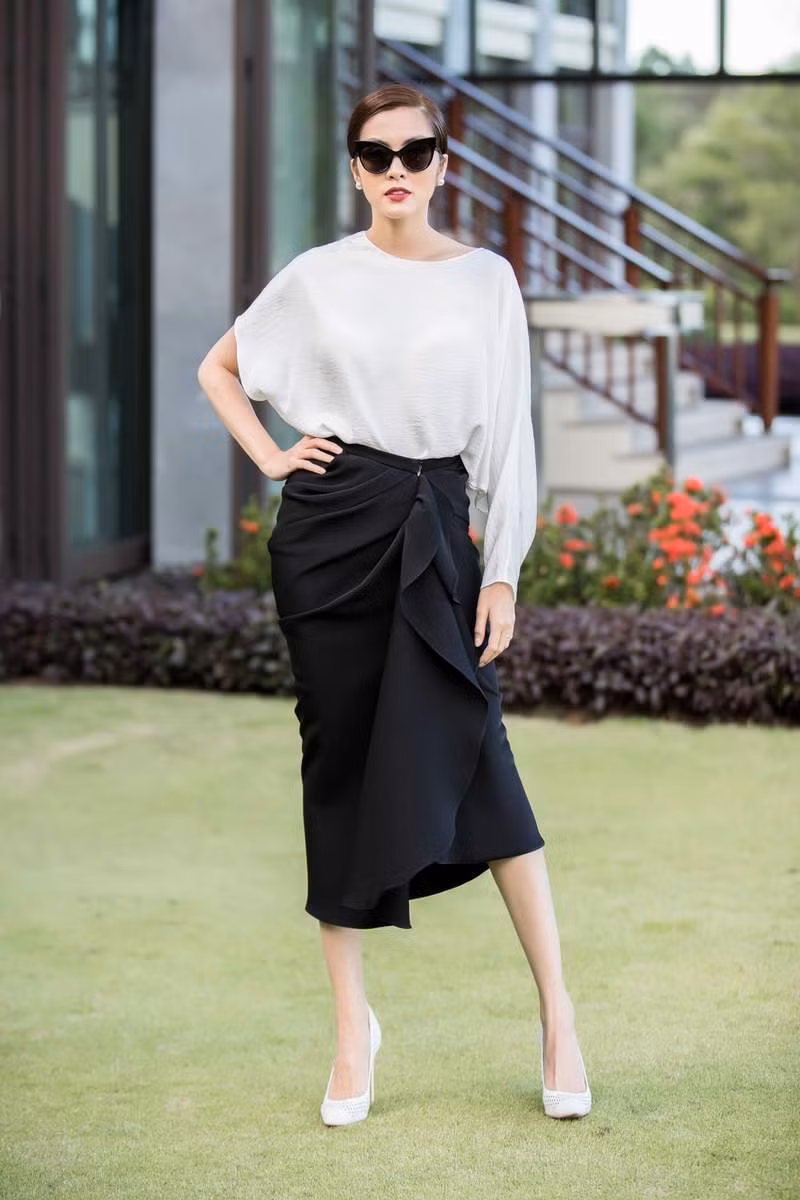 Tăng Thanh Hà và những hình ảnh mới nhất trên trang cá nhân.