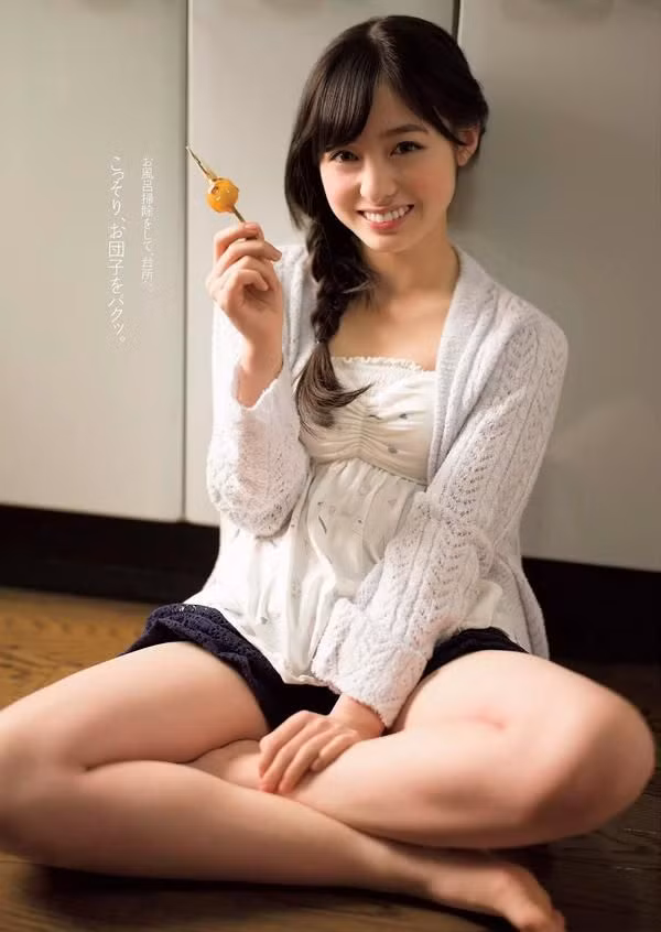 Kanna Hashimoto hiện vẫn đang hoạt động trong nhóm nhạc địa phương có tên Rev. from DVL đồng thời là gương mặt đại diện cho nhiều nhãn hàng.