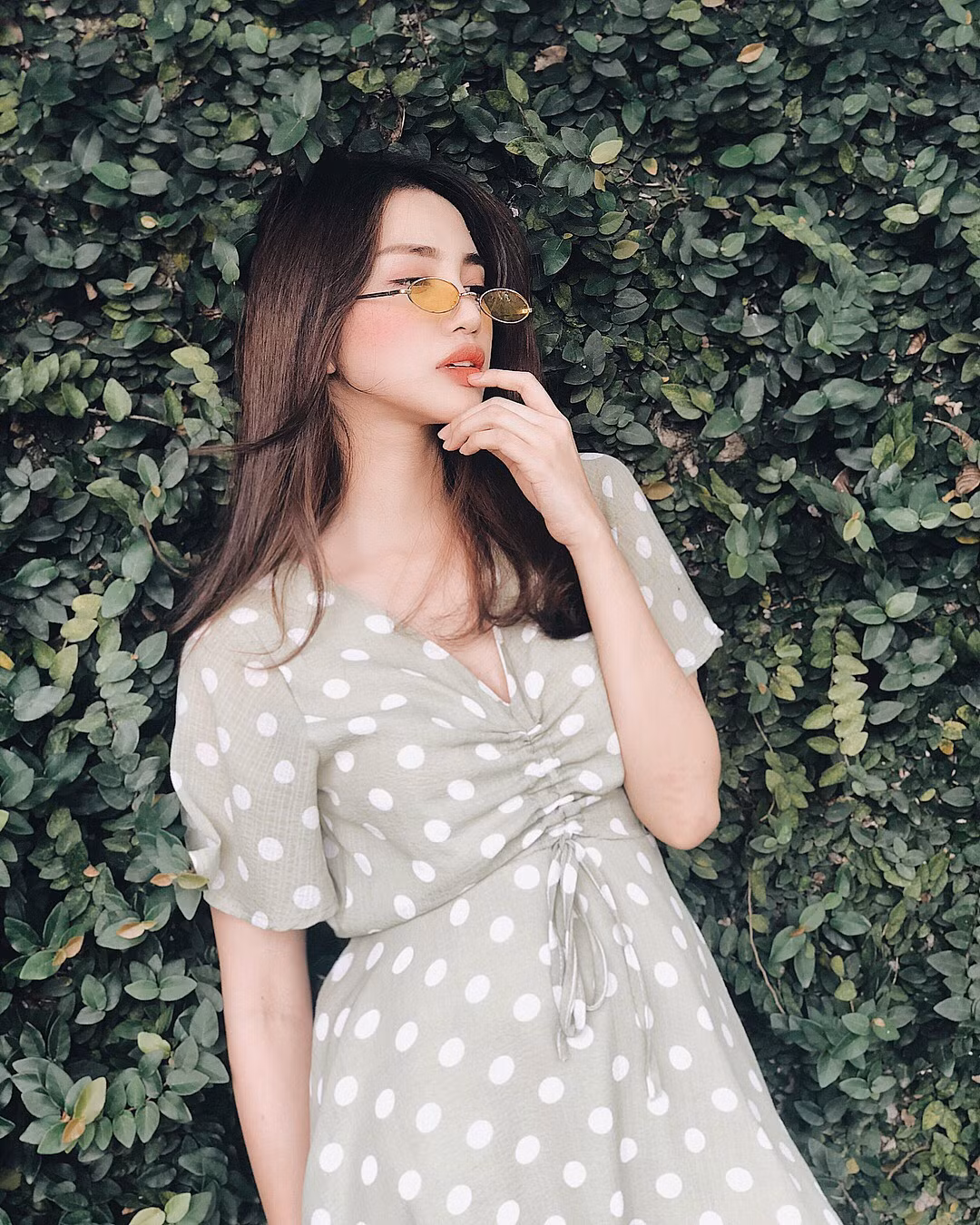Trước đó, nhiều người từng đặt nghi vấn rằng hot girl của The Face 2017 liệu đã động đến dao kéo khi gương mặt của cô khác hẳn với hình ảnh thô sơ thuở ban đầu.
