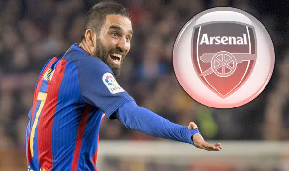 Arsenal sắp có “sao xịt” Barca: Theo Daily Mail, Arsenal đang tràn đầy cơ hội giành được Arda Turan sau khi Barcelona gạch tên tiền vệ này khỏi kế hoạch. Trước đây, Arsenal cũng từng rất muốn có ngôi sao này nhưng không thể cạnh tranh với đội bóng xứ Catalan. Ảnh: Daily Mail