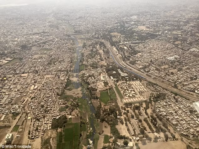 Sự việc diễn ra tại thành phố Rajkot thuộc bang Gujarat, Ấn Độ.