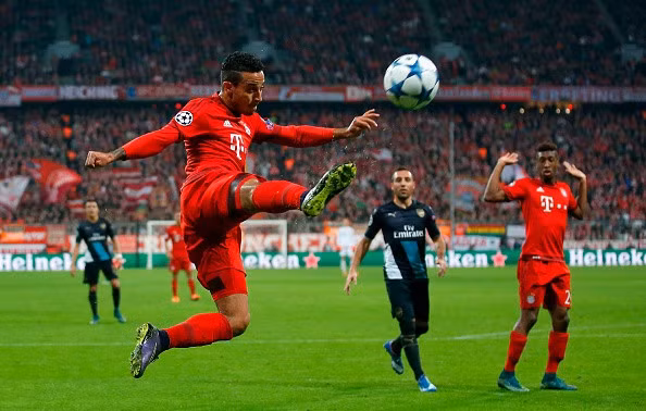 Thiago Alcantara không trực tiếp ghi bàn trong chiến thắng 5-1 của Bayern trước Arsenal, nhưng anh được đánh giá là một trong những người chơi hay nhất trận. Dấu ấn Thiago tạo ra là 1 pha kiến tạo, 3 lần mở ra cơ hội cho các đồng đội ghi bàn.