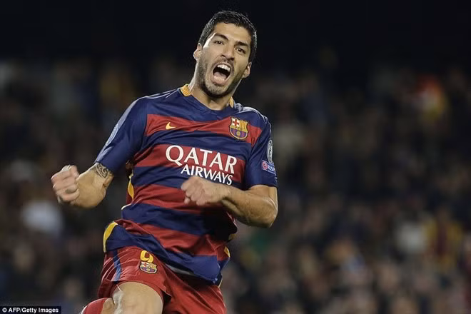 Suarez cũng đang chơi rất thăng hoa. Cựu ngôi sao Liverpool ghi 1 bàn và kiến tạo 1 lần trong trận thắng 3-0 của gã khổng lồ xứ Catalunya. Hiện tại, Luis Suarez đã có 9 bàn chỉ sau 8 lần ra sân gần nhất trên mọi mặt trận của Barcelona.