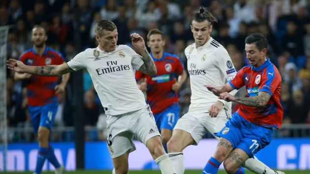 Chuyen nhuong bong da moi nhat: PSG choi lon 
