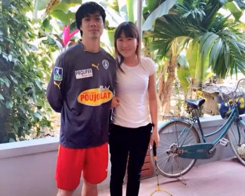 Chi Cong Phuong noi gi ve tin don nghi viec o CLB HAGL?