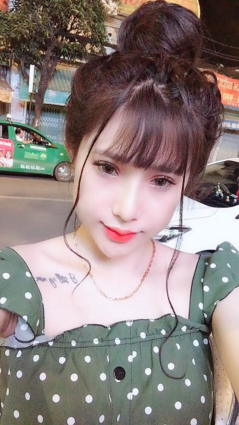 Ngoài sự thu hút nhờ gương mặt ưa nhìn, tính cách khá thân thiện, nhiều người còn bị tò mò bởi Su Any là người dân tộc Khmer.