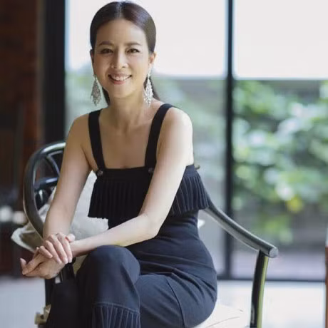 Bà Nualphan được xem là người có chuyên môn sâu sắc và luôn quan tâm đến đời sống của cầu thủ. Ảnh: Facebook