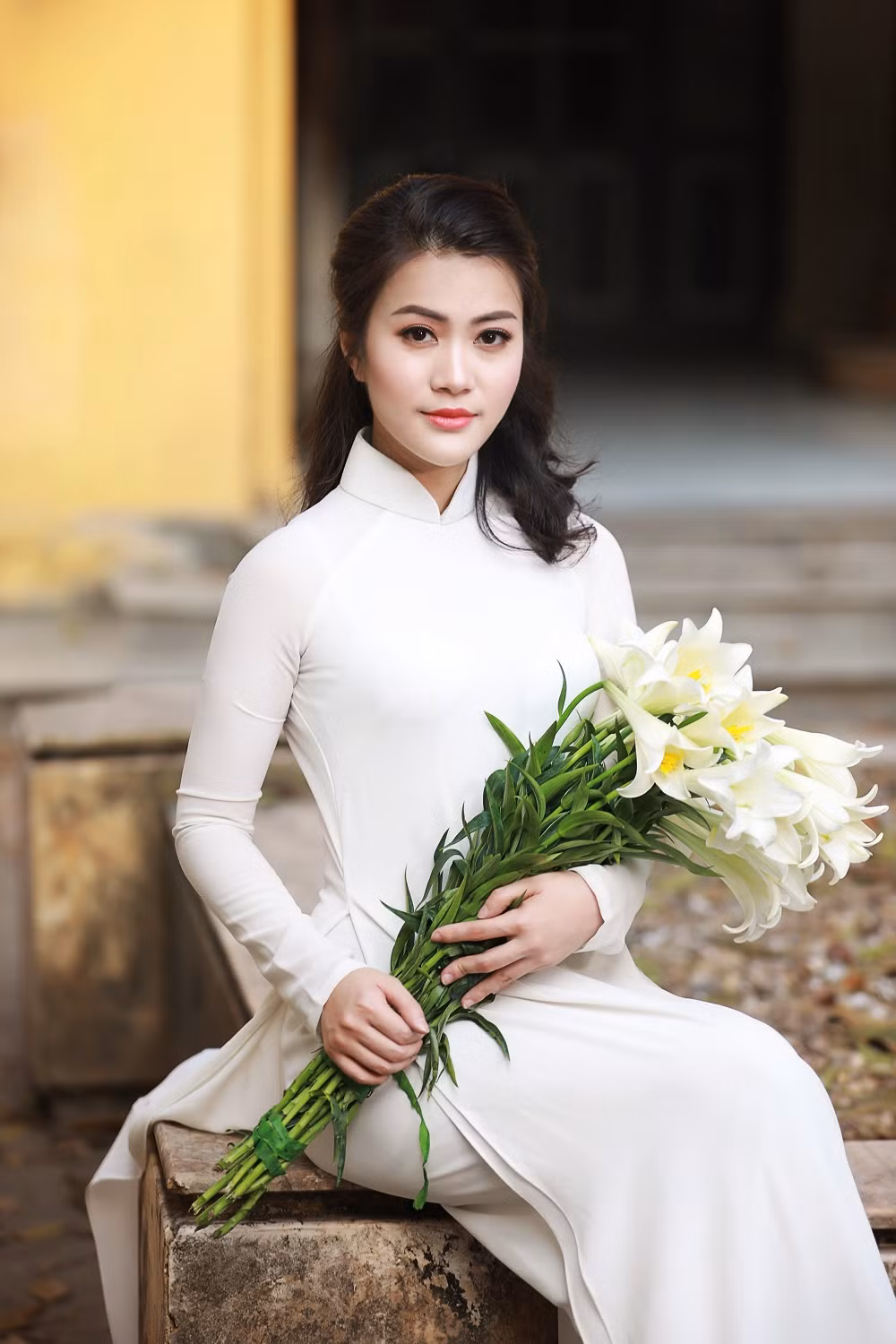Hiện tại, chị Ngô Thu Phương- giám đốc điều hành của một thương hiệu Nha khoa nổi tiếng Hà Thành. Công việc kinh doanh thường xuyên căng thẳng nên chị chia sẻ rằng thường dành thời gian để hợp tác với các nhiếp ảnh gia có tiếng tại Hà Nội cho ra những sản phẩm vừa là để thỏa mãn sở thích vừa là để giảm bớt áp lực công việc.