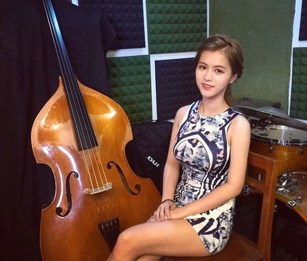 Tên tuổi Larine nhanh chóng nổi như cồn trên mạng xã hội và được rất nhiều cư dân mạng tìm kiếm trong một thời gian ngắn.
