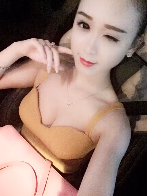 Hiện tại, trang cá nhân của Thùy Anh đã có gần 20 ngàn người theo dõi, và trong tương lai sẽ còn tăng nhanh hơn nữa.