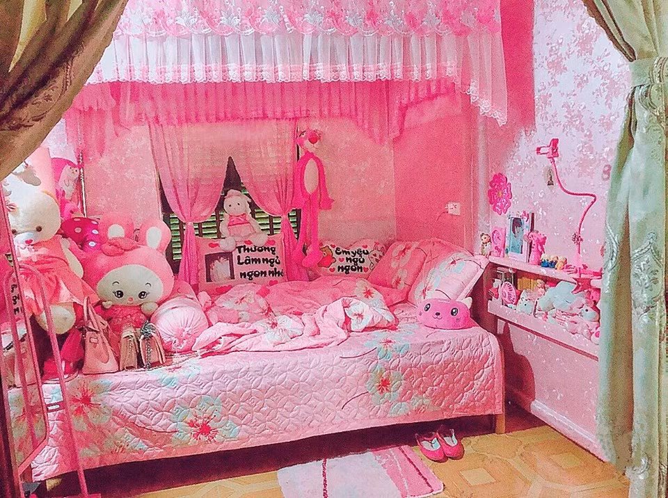 Chuyện các cô gái thích màu hồng là điều hết sức bình thường bởi, màu này biểu thị cho sự dễ thương, ngọt ngào mà bất cứ cô gái nào cũng hướng tới.