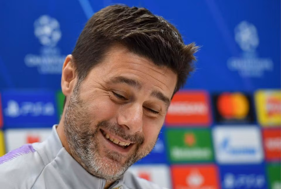  Chuyển nhượng bóng đá mới nhất từ London, HLV Pochettino che núi tiền chiêu dụ của Real Madrid sau khi đội bóng này có lời mời ông dẫn dắt.