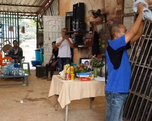 Nuoc mat nguoi than cua lao dong Viet bi giet tai Angola-Hinh-5