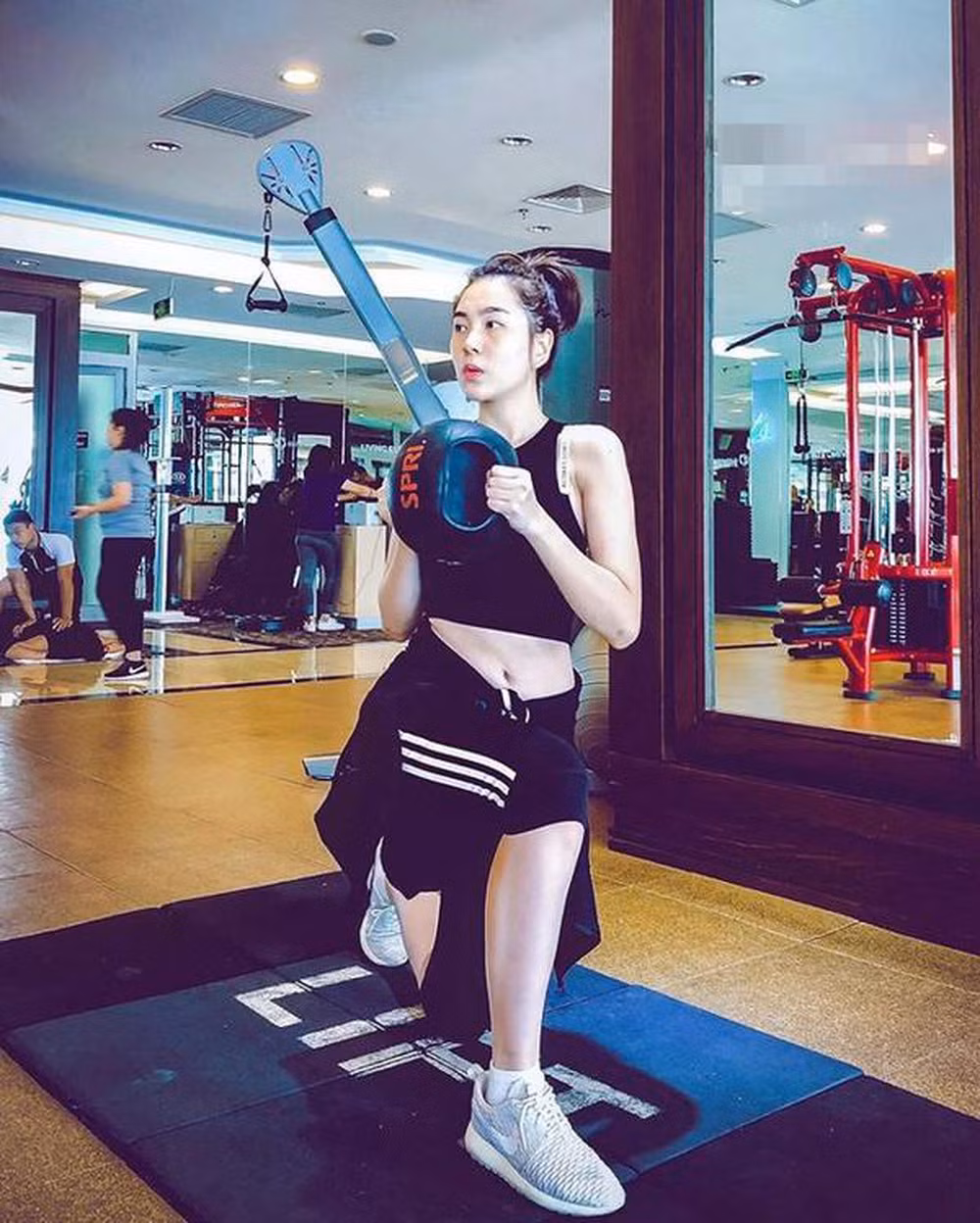 Câu nói làm kim chỉ nam của Mai Ngọc trong tập luyện đó là : "Chẳng có gì bằng sức khỏe. Khỏe đẹp và khỏe để bảo vệ chính mình".
