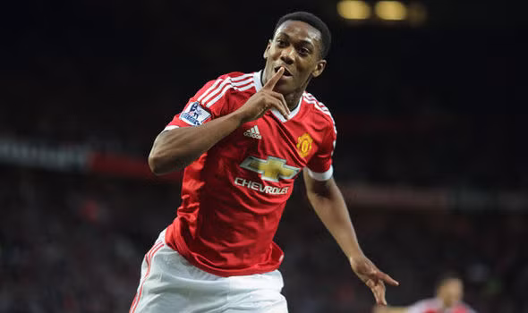 Anthony Martial (Man United): Mùa hè vừa qua, nhiều NHM đã nói rằng Man United thật điên rồ khi bỏ ra tới 36 triệu bảng để mua Martial – một cầu thủ mới 19 tuổi và vô danh.